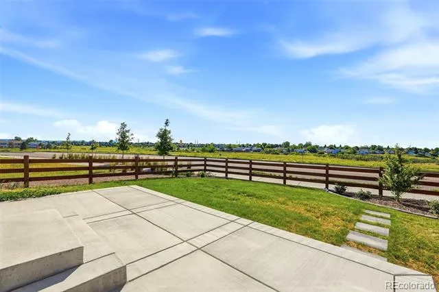 359 Vista Cliff Circle Castle Rock, CO 80104