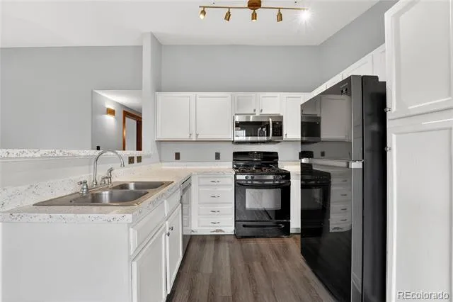 8406 Pebble Creek Way #204 Highlands Ranch, CO 80126
