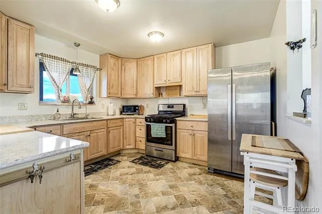 4510 County Road 71 Guffey, CO 80820