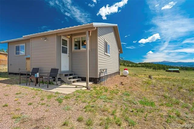 4510 County Road 71 Guffey, CO 80820