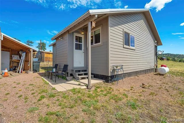 4510 County Road 71 Guffey, CO 80820
