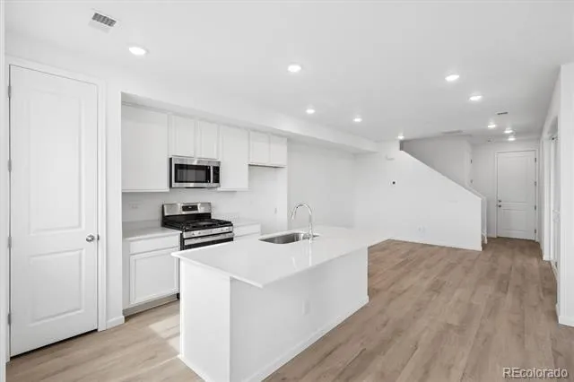24121 E 30th Place Aurora, CO 80019