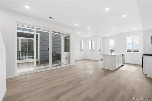 24121 E 30th Place Aurora, CO 80019