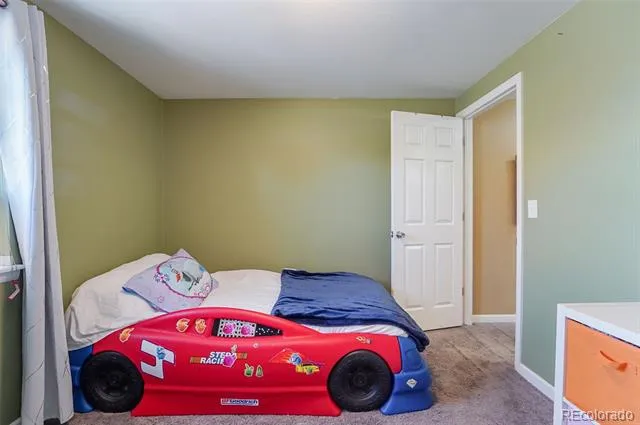 5809 S Pearl Street Centennial, CO 80121
