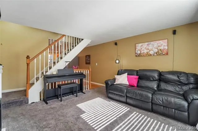 5809 S Pearl Street Centennial, CO 80121