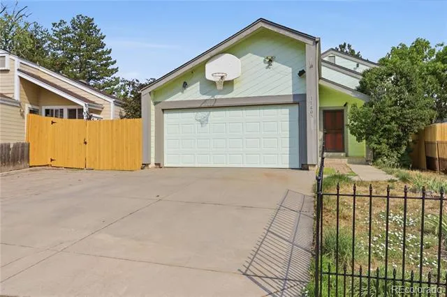 17805 E Ada Drive Aurora, CO 80017