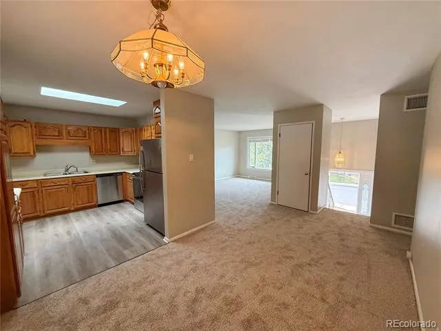 1437 S Yank Street Lakewood, CO 80228