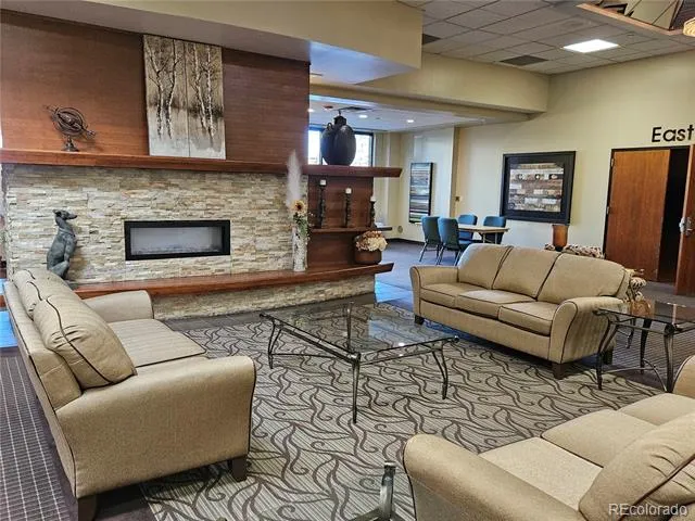 690 S Alton Way #10D Denver, CO 80247