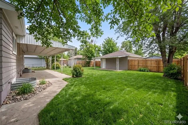 9801 E 8th Avenue Aurora, CO 80010