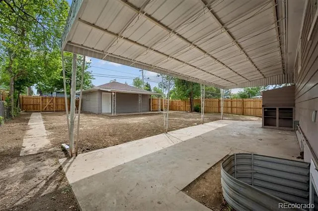 9801 E 8th Avenue Aurora, CO 80010