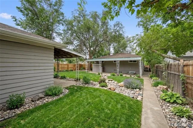 9801 E 8th Avenue Aurora, CO 80010