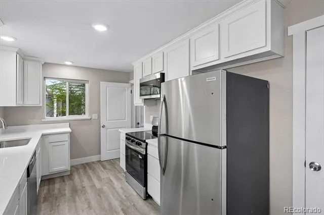 9801 E 8th Avenue Aurora, CO 80010