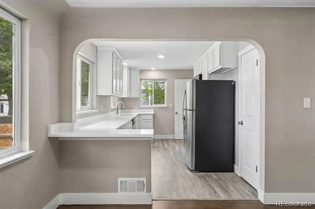 9801 E 8th Avenue Aurora, CO 80010