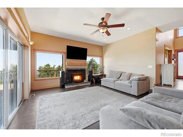 800 Divide View Drive Golden, CO 80403