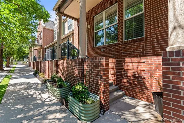 1489 Steele Street #116 Denver, CO 80206