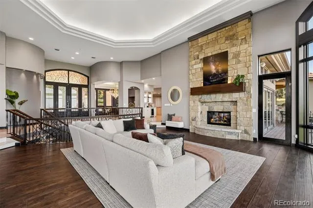 1662 Montane Drive E Golden, CO 80401
