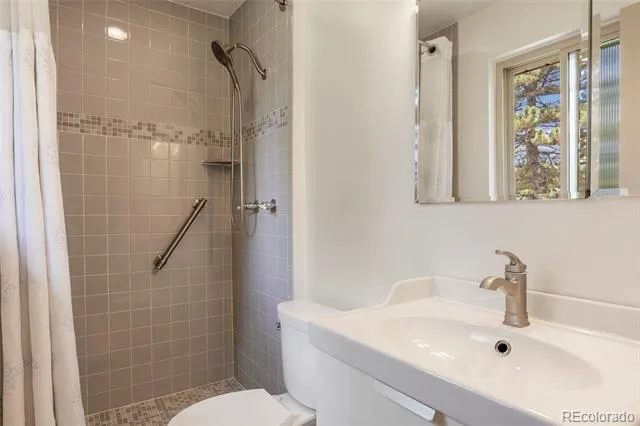 2541 S Kearney Street Denver, CO 80222