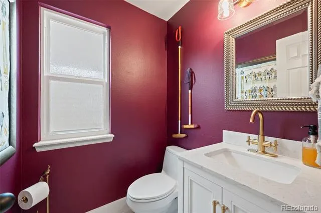 1181 Riddlewood Road Highlands Ranch, CO 80129