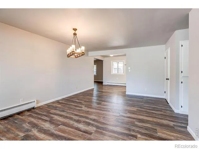 1827 Collyer Street Longmont, CO 80501