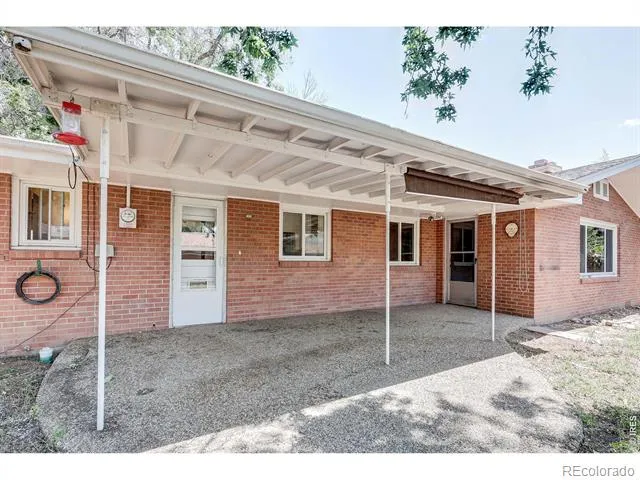 1827 Collyer Street Longmont, CO 80501