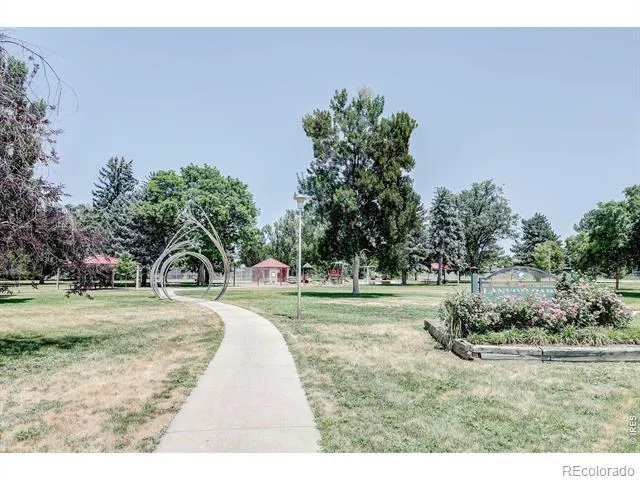1827 Collyer Street Longmont, CO 80501