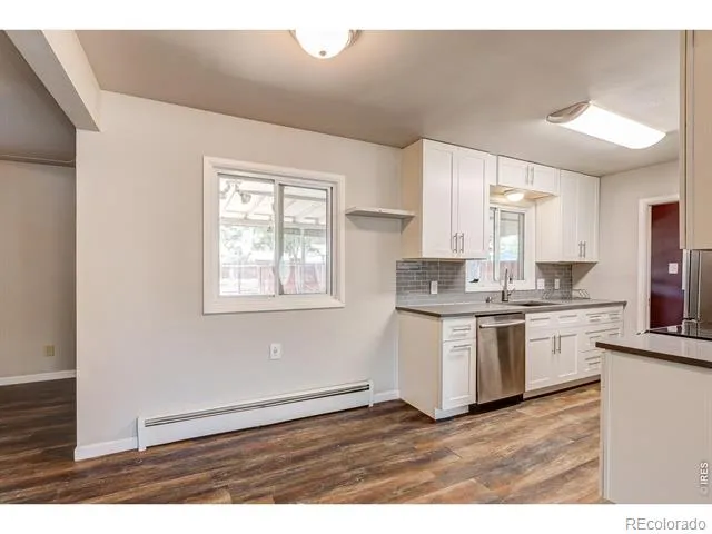 1827 Collyer Street Longmont, CO 80501
