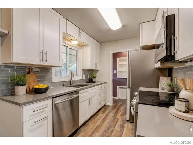 1827 Collyer Street Longmont, CO 80501