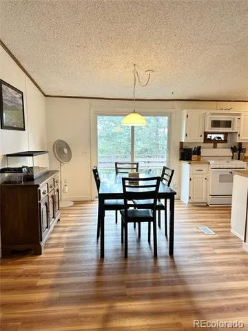 45 La Abu Trail Florissant, CO 80816