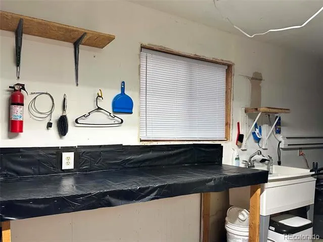 45 La Abu Trail Florissant, CO 80816