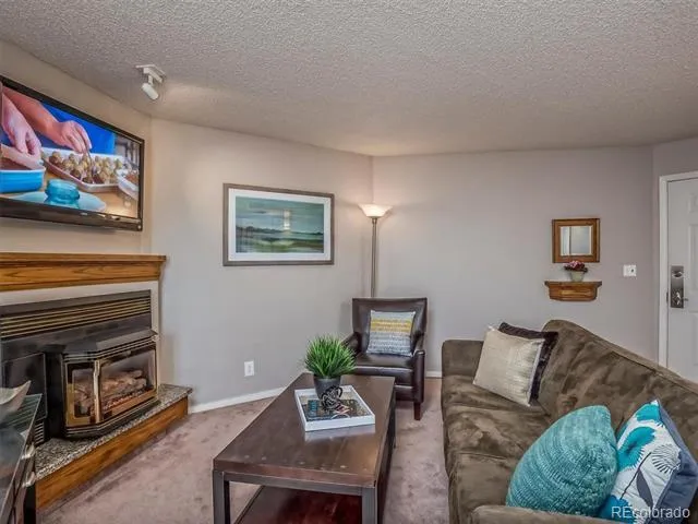 6380 S Boston Street #191 Greenwood Village, CO 80111
