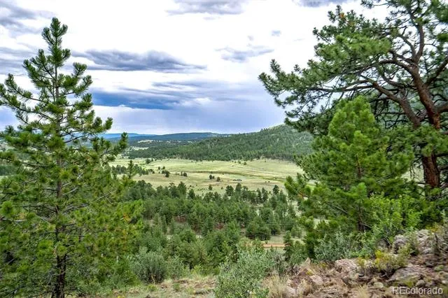 349 Post Road Guffey, CO 80820
