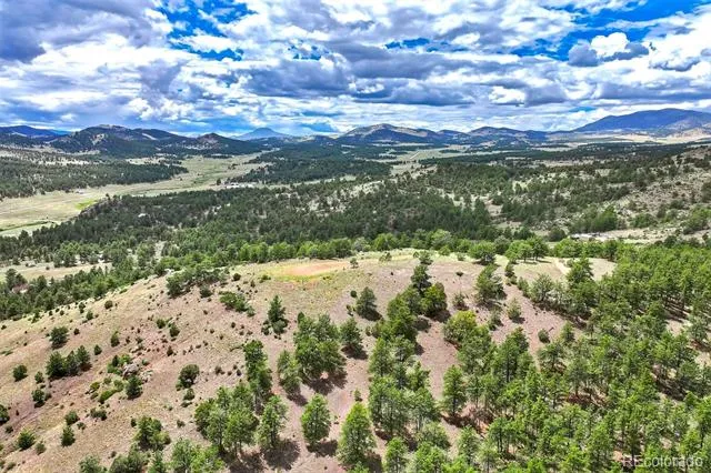 349 Post Road Guffey, CO 80820