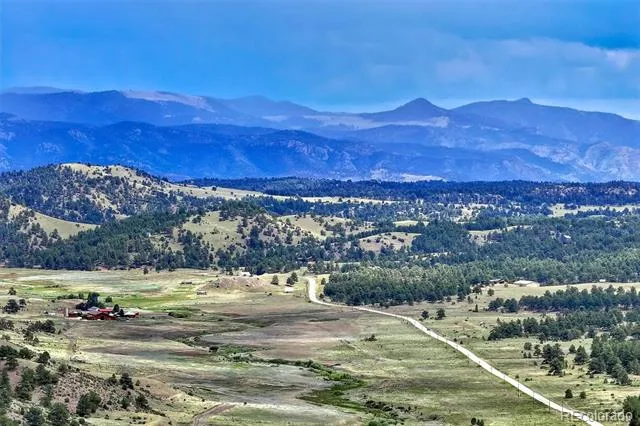 349 Post Road Guffey, CO 80820