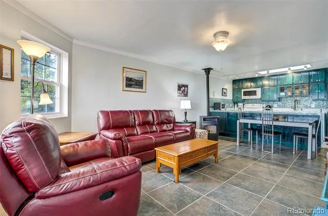 349 Post Road Guffey, CO 80820