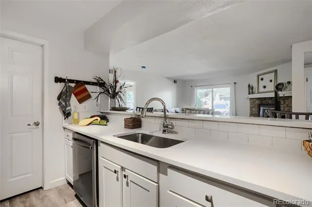 12093 W Cross Drive #107 Littleton, CO 80127
