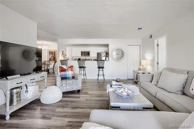 12093 W Cross Drive #107 Littleton, CO 80127