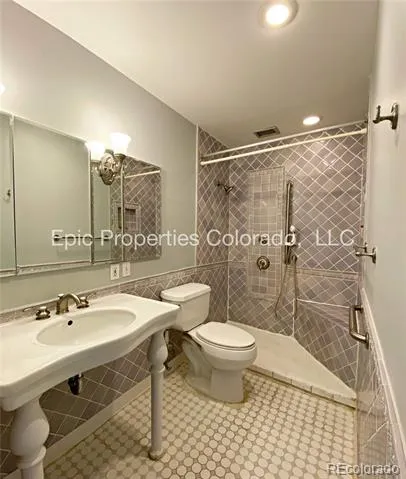 3124 S Wheeling Way #402