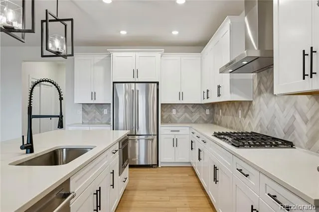 5570 Callaway Garden Drive Elizabeth, CO 80107