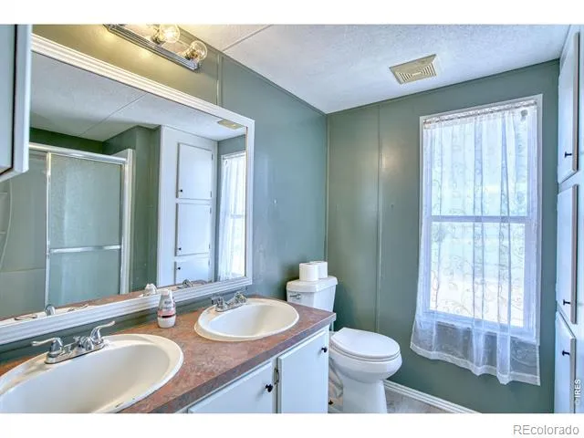 17701 County Road 38 Platteville, CO 80651