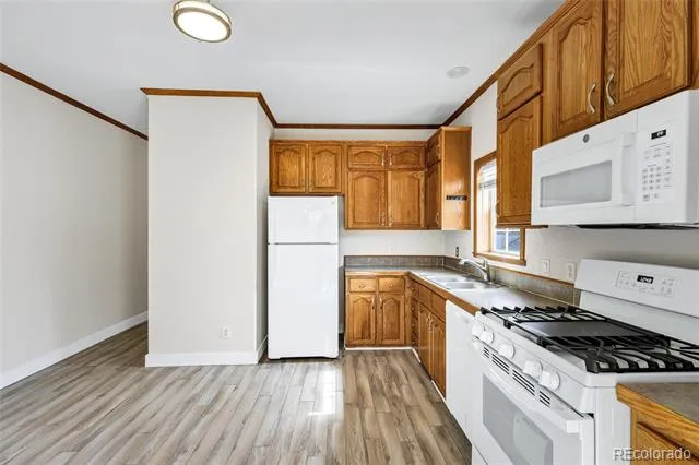 609 Spruce Street Colorado Springs, CO 80905
