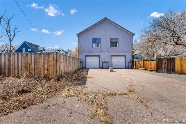 609 Spruce Street Colorado Springs, CO 80905