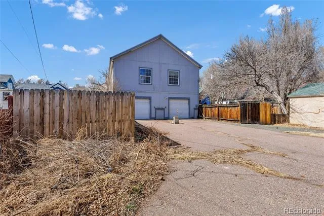 609 Spruce Street Colorado Springs, CO 80905