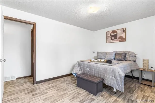 5530 Crystal Way Denver, CO 80239