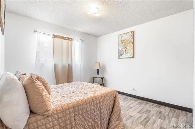 5530 Crystal Way Denver, CO 80239
