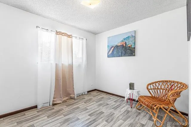 5530 Crystal Way Denver, CO 80239