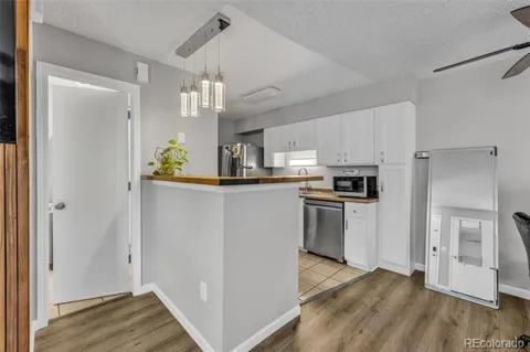 1830 Newland Court #101
