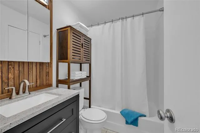 1830 Newland Court #101 Lakewood, CO 80214