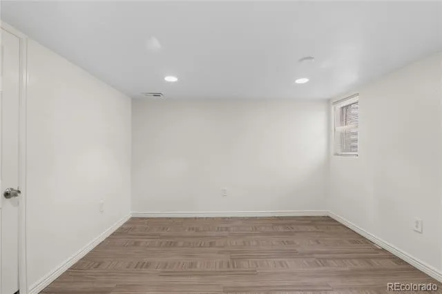 564 S Stuart Street Denver, CO 80219