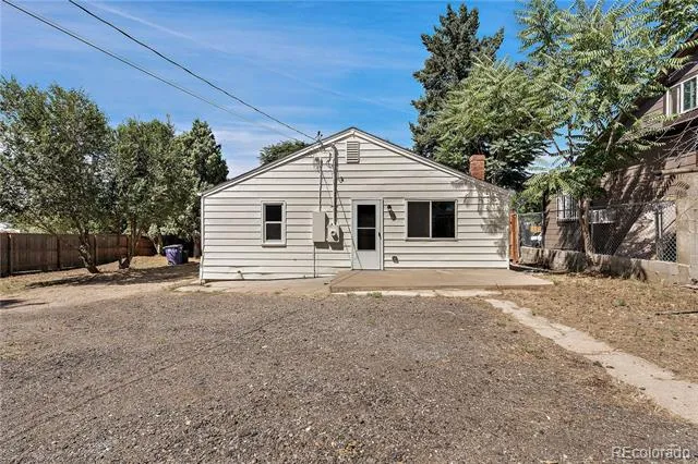 564 S Stuart Street Denver, CO 80219