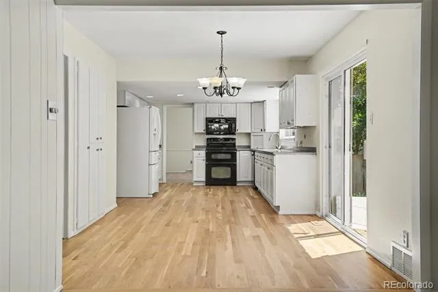 5496 W Hinsdale Place Littleton, CO 80128